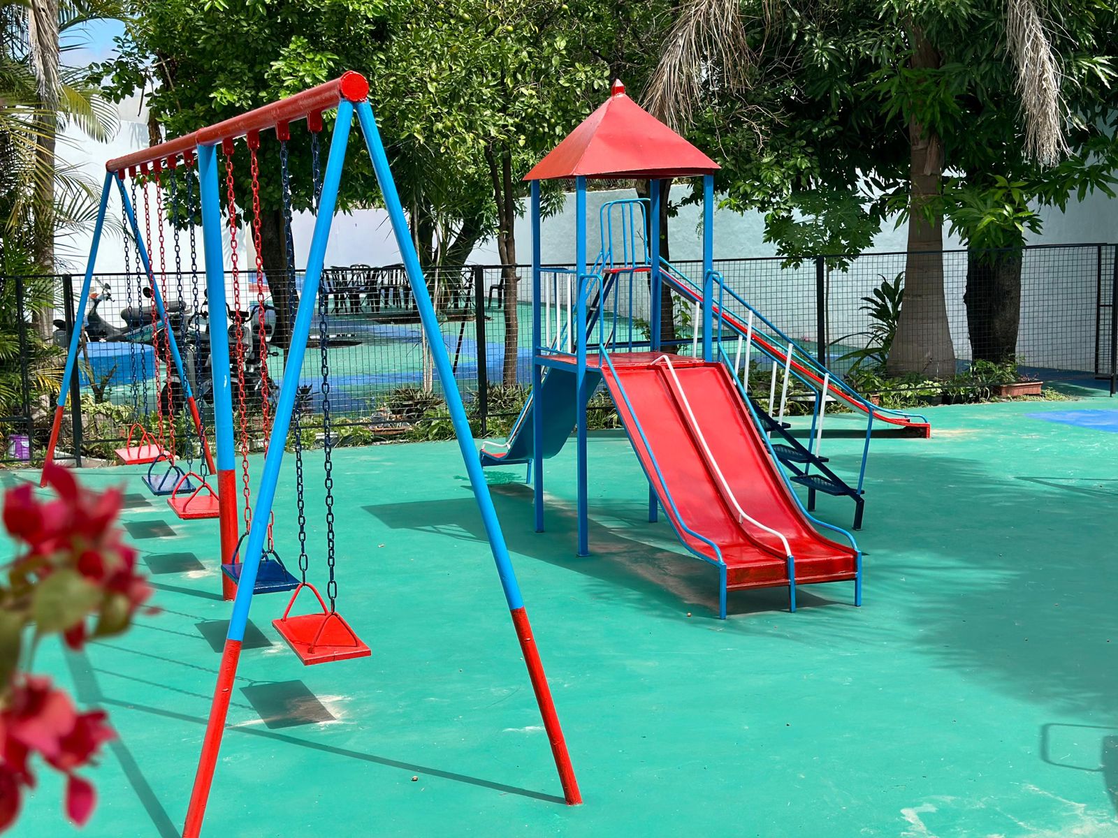 Patio de juegos del nivel inicial